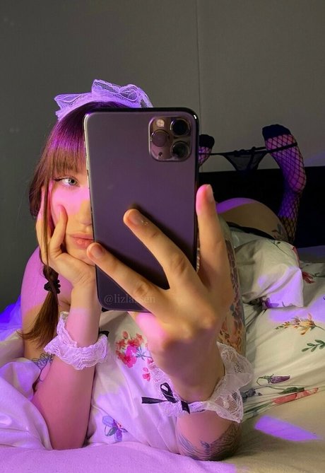 lizlarsen hd model pic