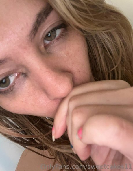 sweetcakes11 model porn images