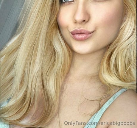 ericabigboobs perfect star img