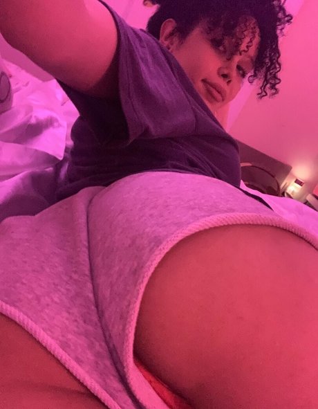 ms jade26 star perfect pic