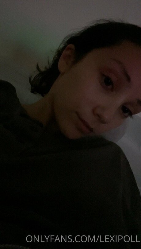 Lexipoll pornstar nude pic
