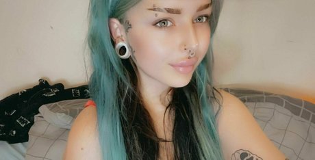 edenivyxo high quality actress photos