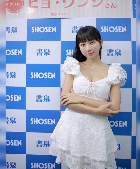 teen deepthroat onlyfans top images