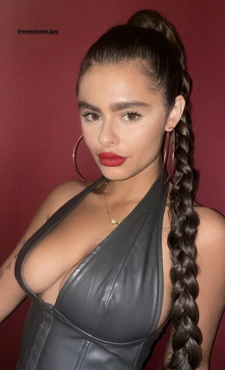 Jacquie Lee high quality pornstar gallery