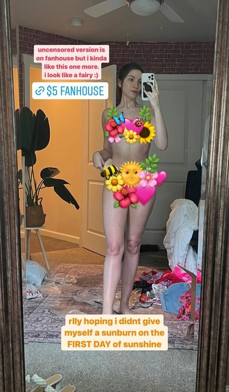 Novaleesi pretty actress galleries