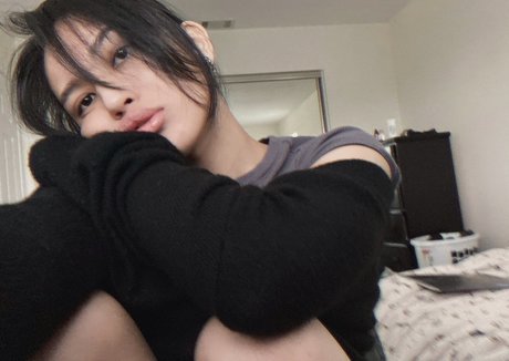 deathlooming model hd photo