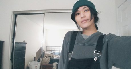 blonde yoga onlyfans sexy nudes pictures