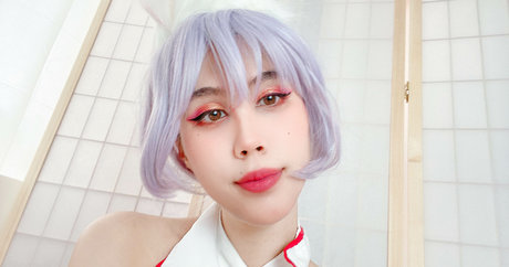 Kura Onee san nude actress pictures