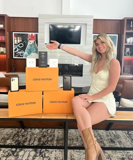 lesbian feet onlyfans beautiful xxx pictures