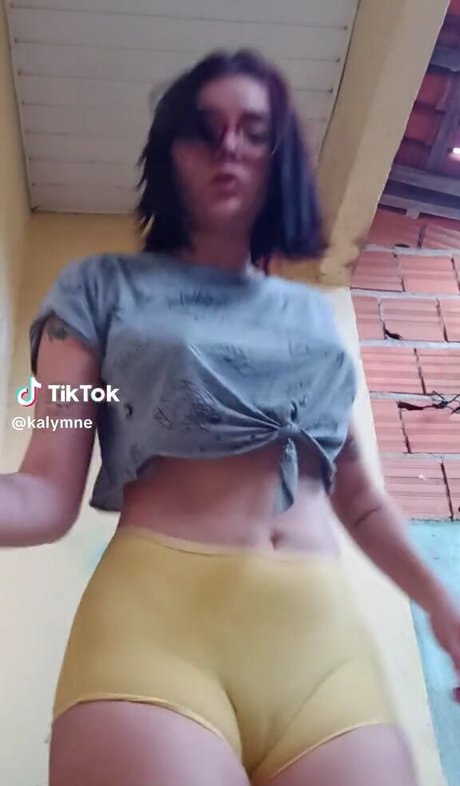 Kalymne Sampaio adult model archive