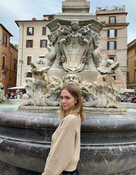 Wetfleur perfect model galleries