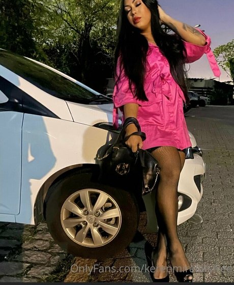 kerenmirelatsfree model nude picture