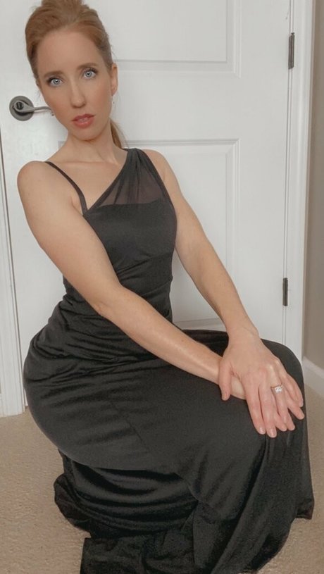 Jennysroom xxx actress pic