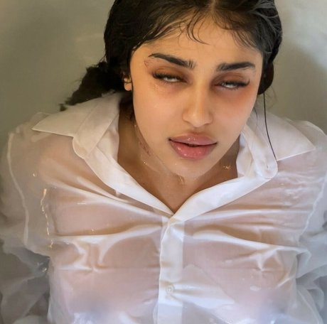 HanaMyMood model hd picture