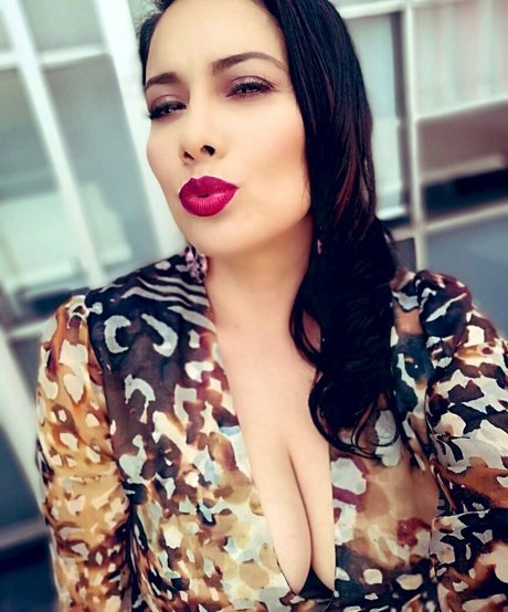 Sugey Abrego xxx pornstar image