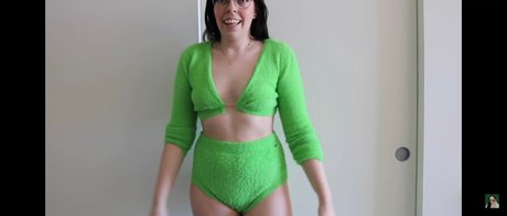 Swell Entertainment star pretty gallery