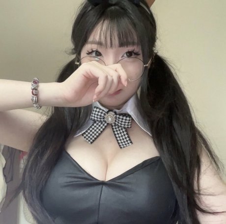 yurasweb star sexy archive