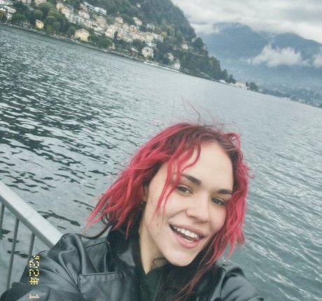 Taylor Upsahl star porn pics