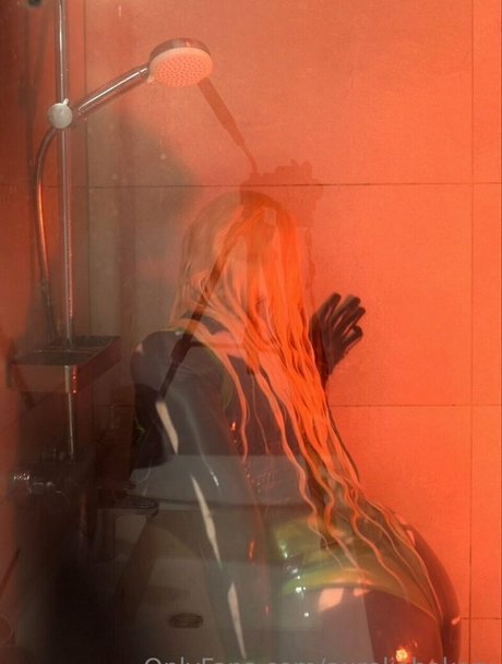 Aurelia Baker art actress images