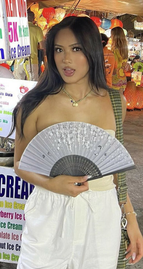 Gabby hua model high quality pictures