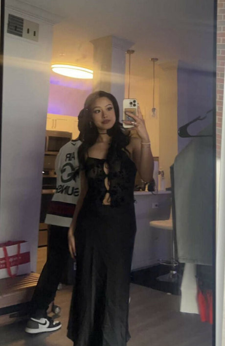 Gabby hua star hot photo