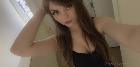 Danni Meow pornographic actress photo