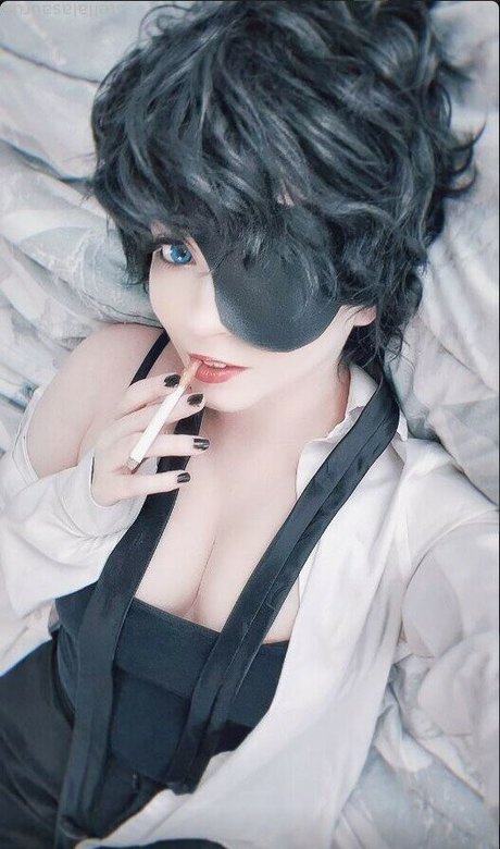 Stellalasaurus sexy actress pic