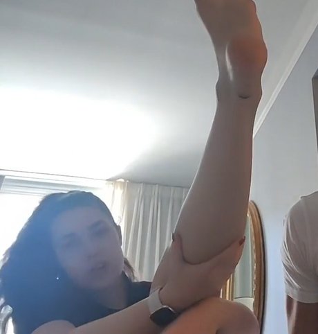 yabbe naked pornstar photos