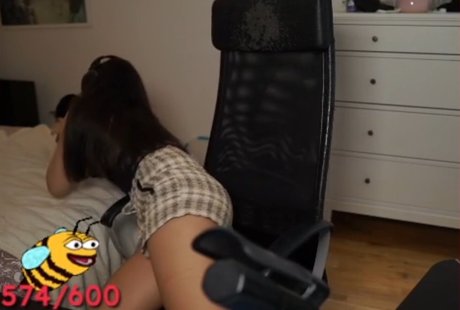 yabbe hot actress picture