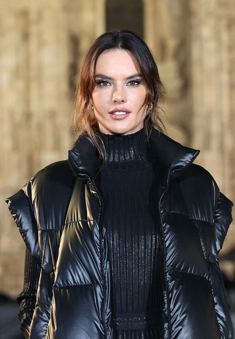 beach nude onlyfans art nude photos