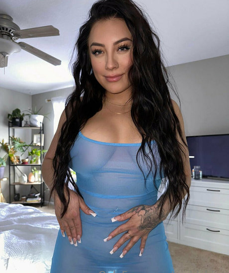 baddybina star sexy pics