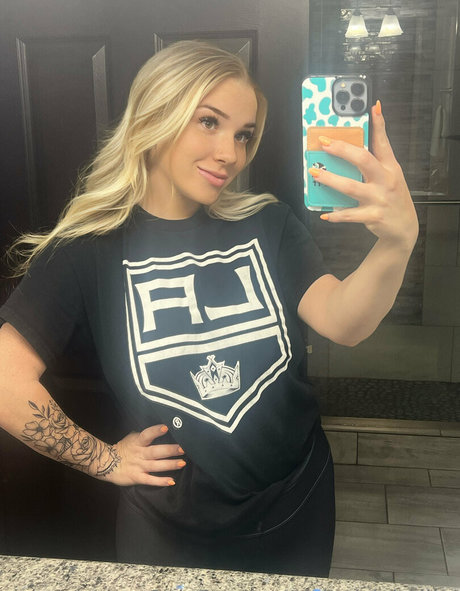 ladyboy asian onlyfans hd picture