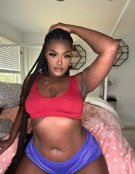 18 year old onlyfans free images