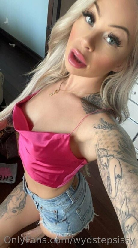 wydstepsissy model naked galleries