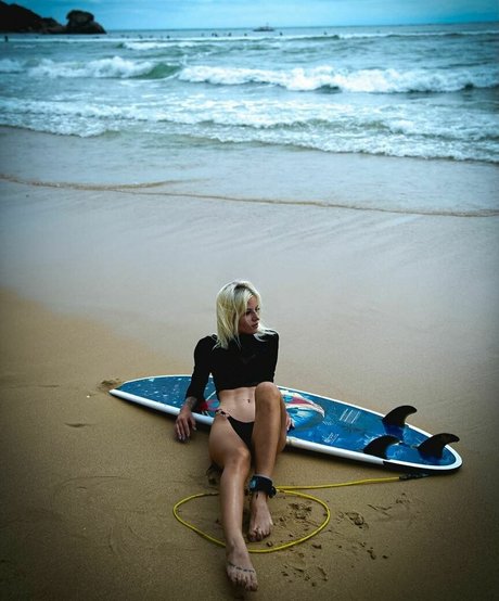 Veta George Models art model img