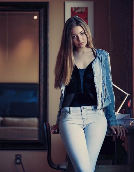 Lana Lea sex pornstar img