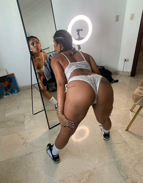 tokischa nudes model picture