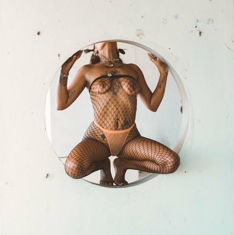 naked pictures onlyfans top img