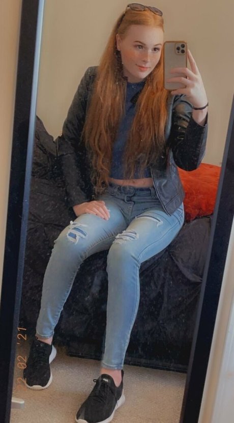 Shy Trans pornstar nice images