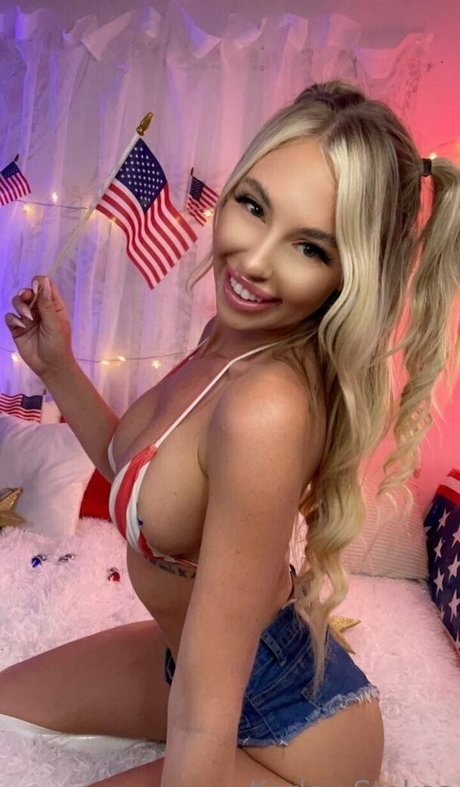 karleystokes sexy star photo