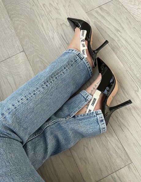 svettofficial model naked img