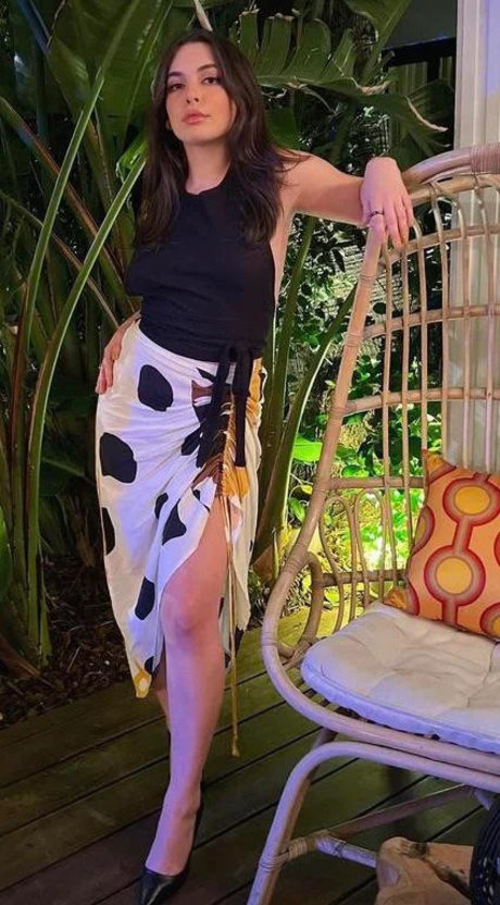 Isabella Gomez perfect star pictures