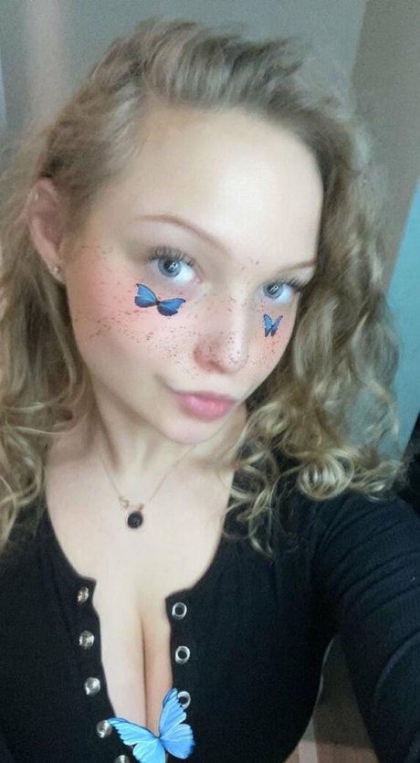 Evieerikson exclusive star photo