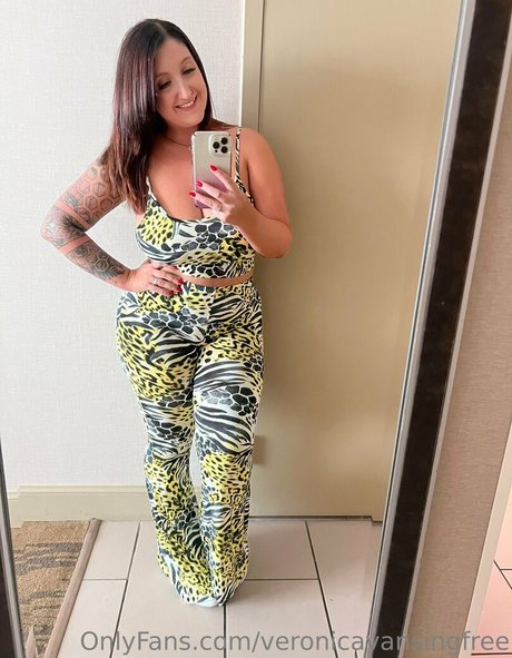 veronicavansingfree model sexy image