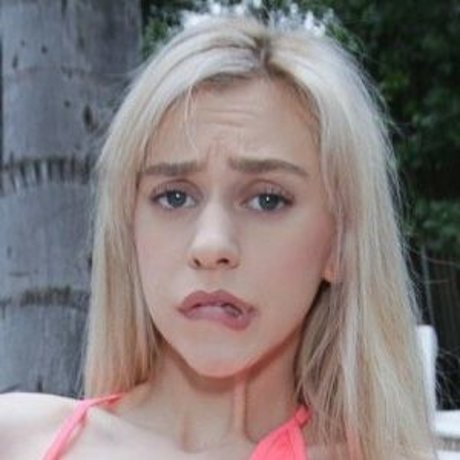 Chanel Shortcake pornographic model images