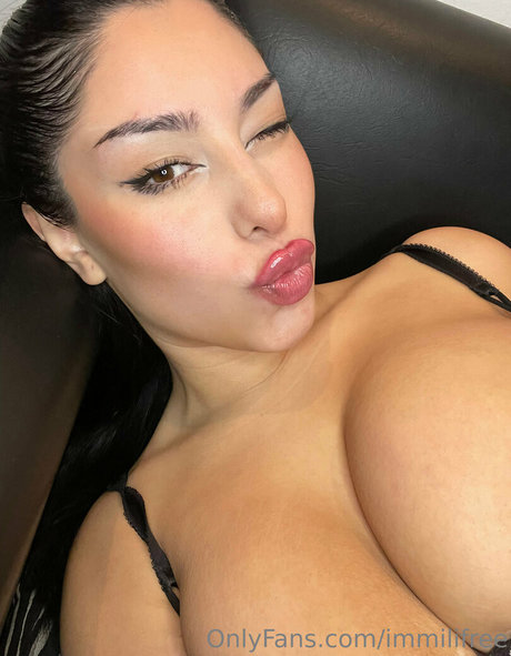 milionlyvip high quality pornstar pics