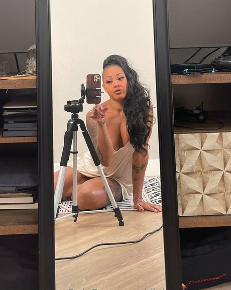 divinedeveraux pornstar perfect photos