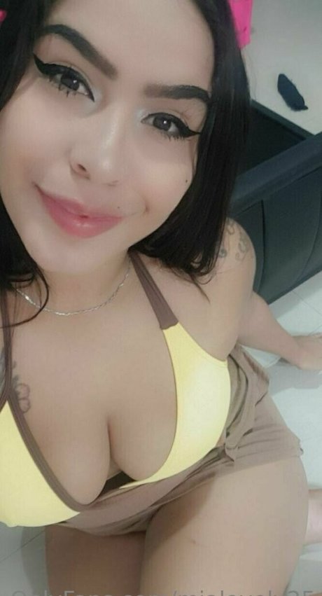 mialovely25 pornographic star pictures