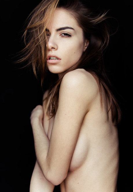 chicks onlyfans erotic photo