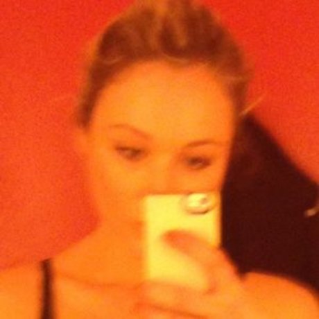 Katrina Bowden Quick model image